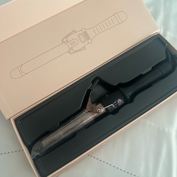 *BRAND NEW* BOMBAY curling iron - Picture 2 of 5